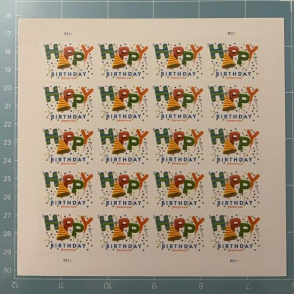 2020 USPS SHEET OF 1000 FIRST CLASS FOREVER STAMPS HAPPY BIRTHDAY - Picture 1 of 5